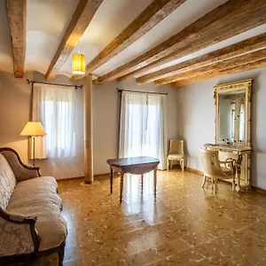 2* Bed & Breakfast Lo Palauet De La Muralla