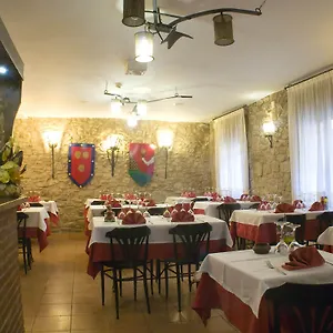 Apartahotel Fonda Bohemia Riuot, Montblanc